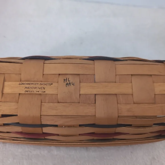 Longaberger 1994 Woven Traditions Bread Basket, Protectors, and Divider! - Picture 9 of 9